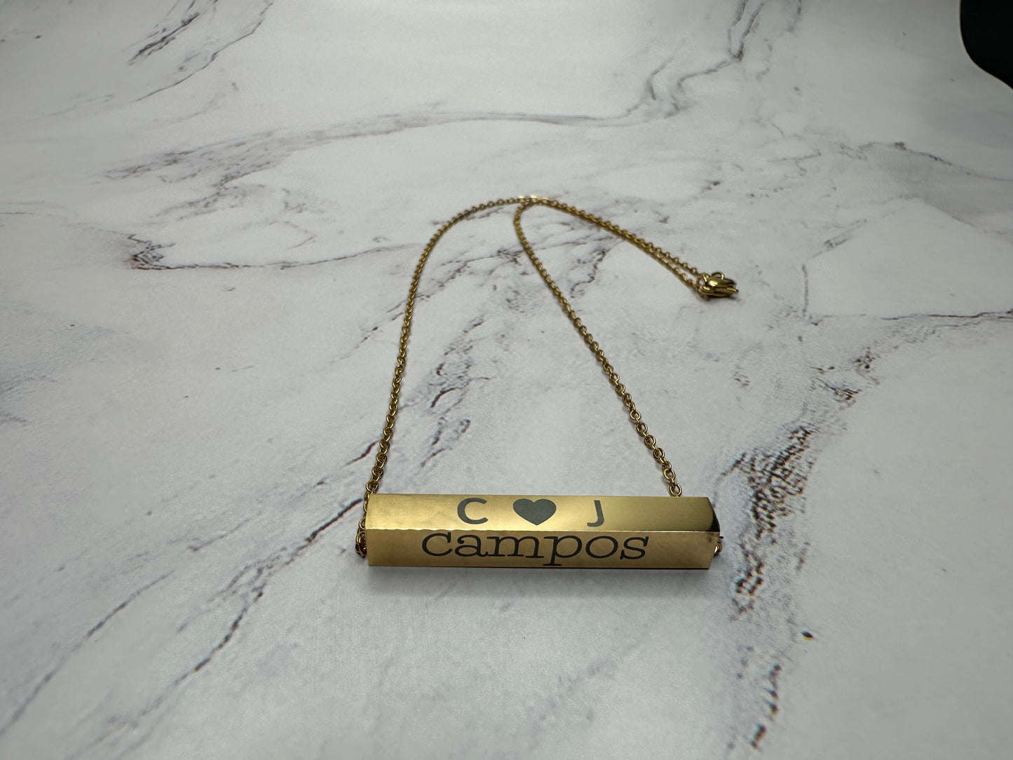 4-Sided Horizontal Bar Necklace (18K Gold Coating)