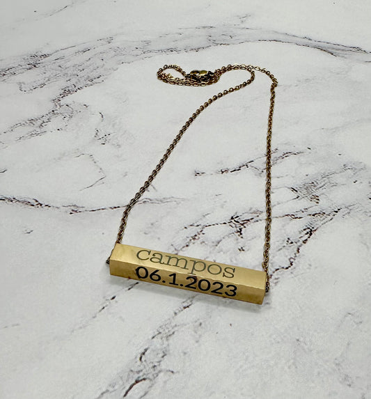 4-Sided Horizontal Bar Necklace (18K Gold Coating)
